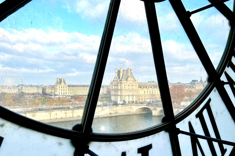 things to do in Paris on a Sunday: Visit the Musée d'Orsay on the first sunday for free