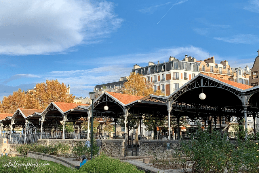 book flea market in paris on sunday