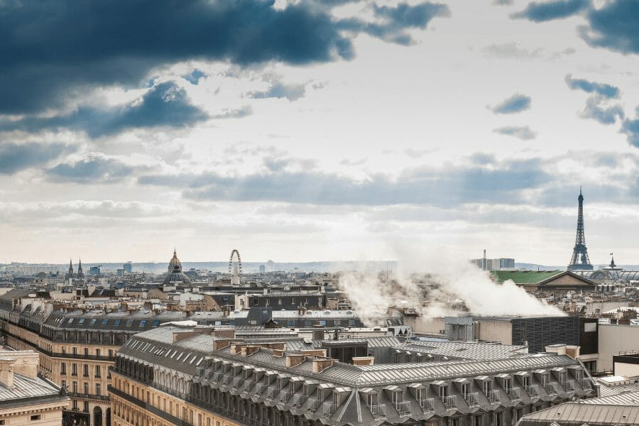 Top Eiffel Tower picture spot - the rooftop of the Galeries Lafayette