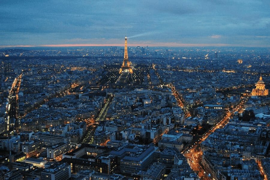 best place to take picture eiffel tower - tour montparnasse