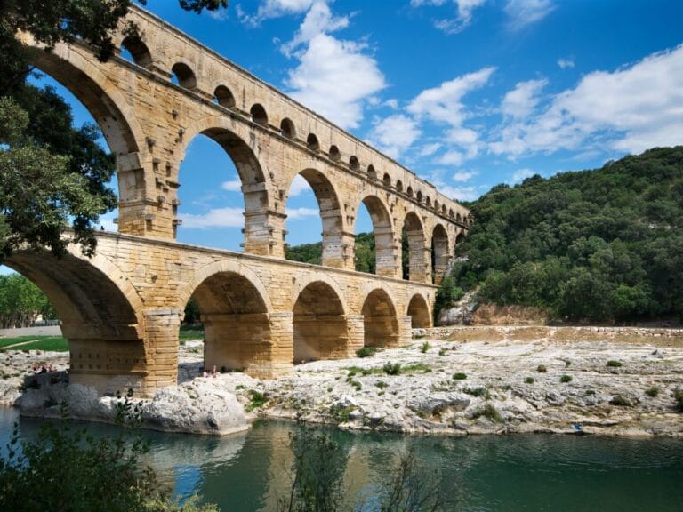famous bridges in France