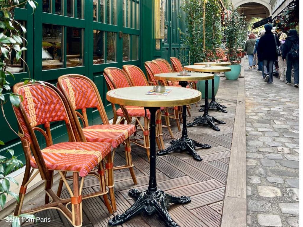 Cafe in St.Germain de Près in the Cours de Commerce Saint André